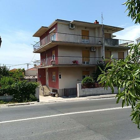 Apartments Pericic 珀德垂那 外观 照片