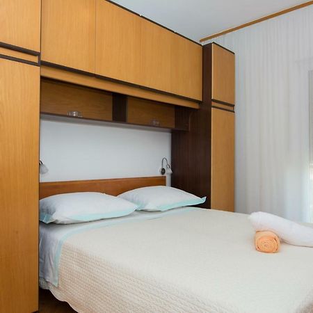 Apartments Pericic 珀德垂那 外观 照片