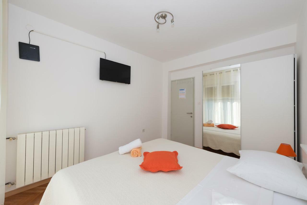 Apartments Pericic 珀德垂那 外观 照片